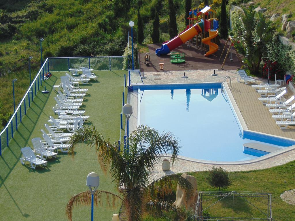 Tus'Hotel Apartments Tusa Exterior foto